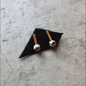 Quarry Roos Earrings